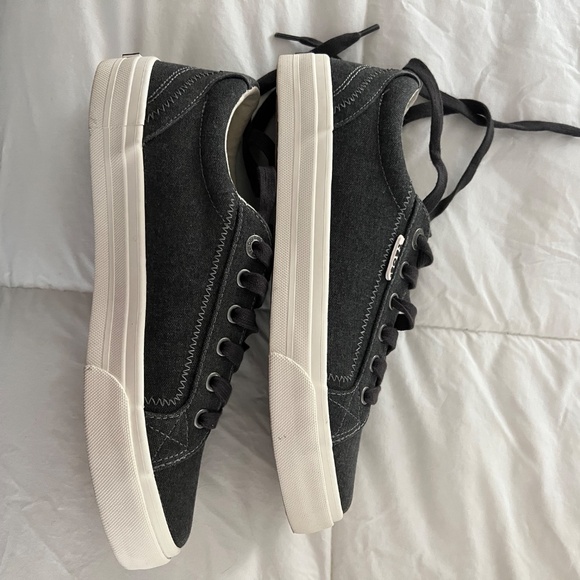 TAOS LADIES PLIM SOUL charcoal sneakers size 8.5 - Picture 3 of 4